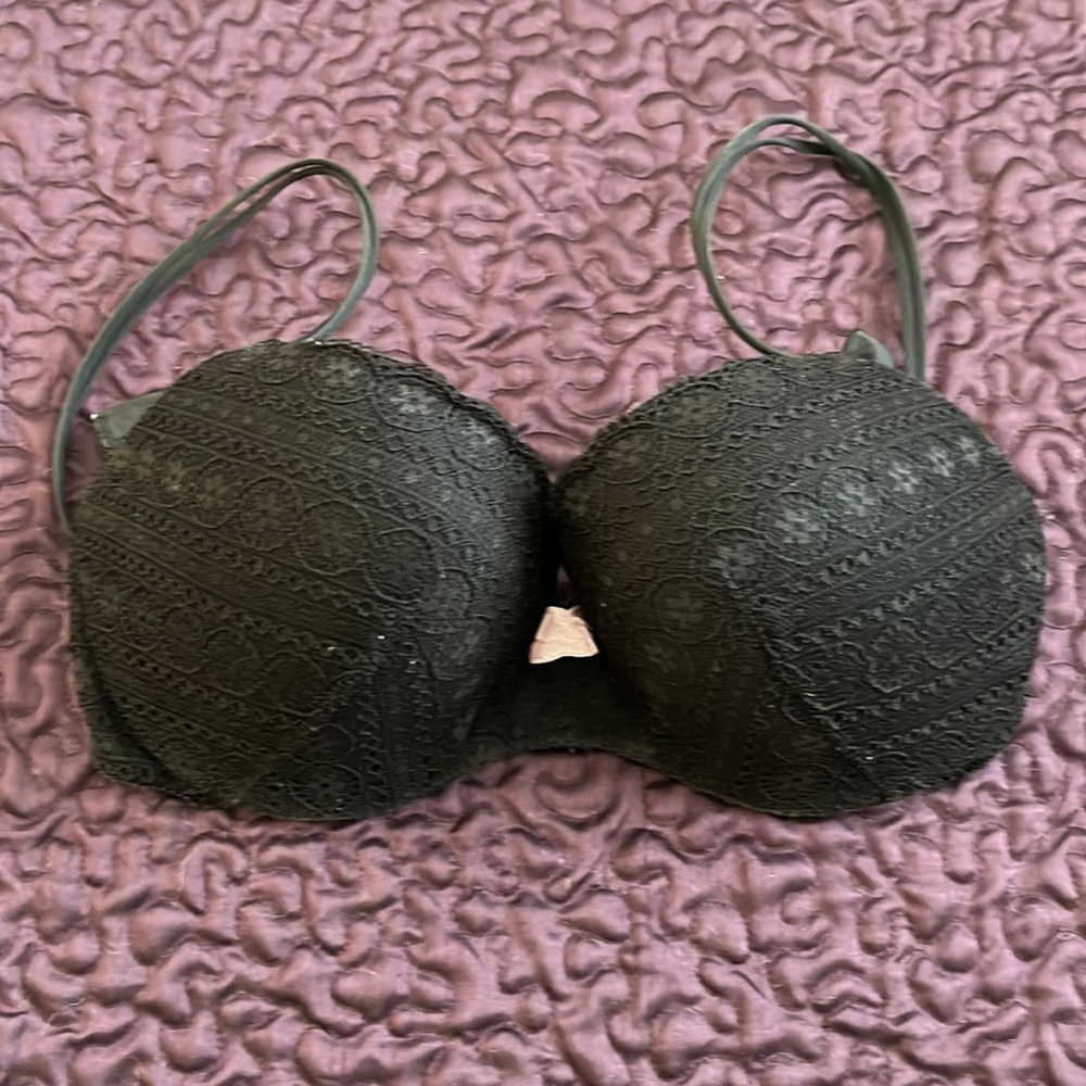Black Victoria Secret bra